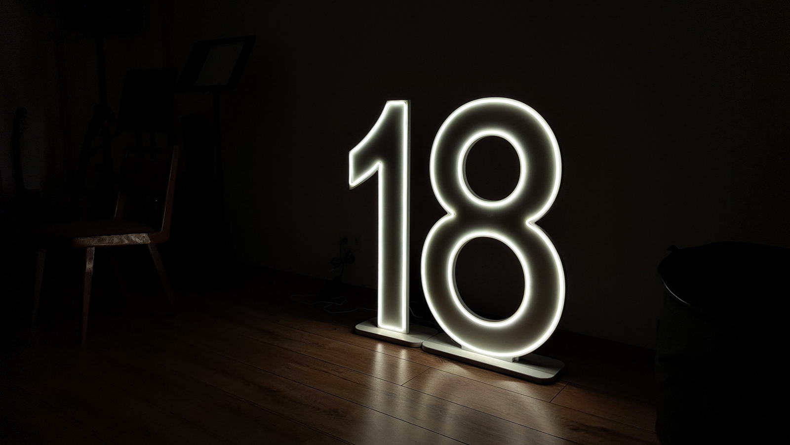 Ledowa ozdoba na 18 urodziny